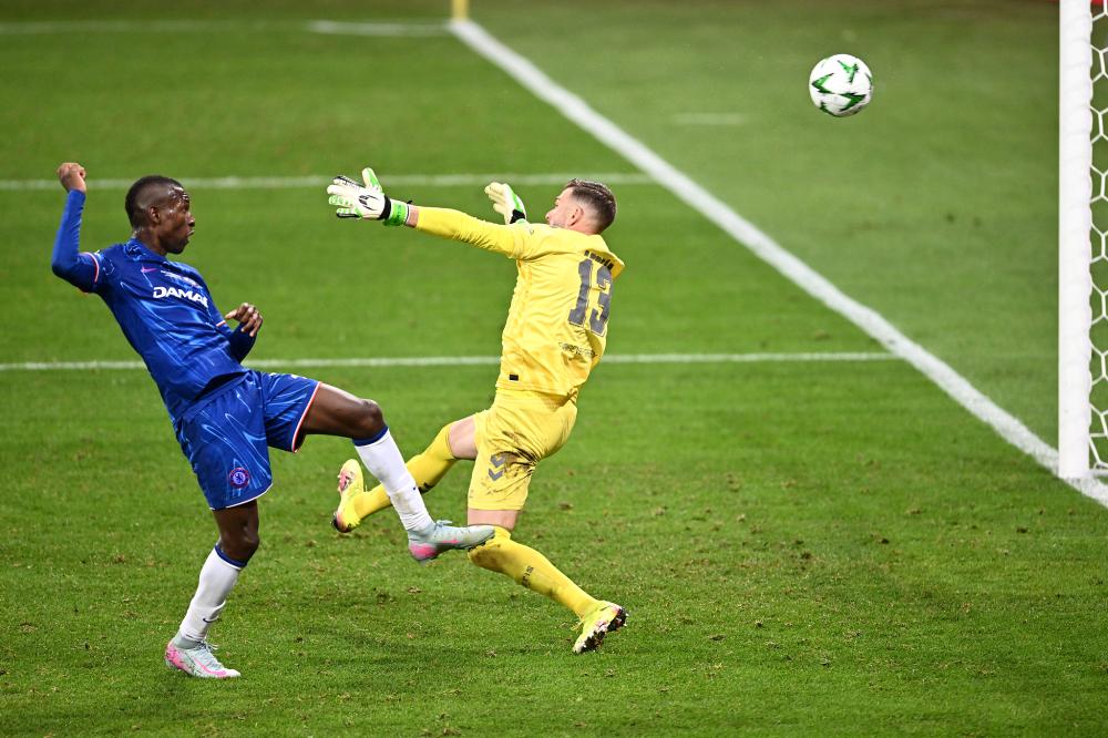 伊拉克队主帅：首要目标是世界杯附加赛资格，需提升进攻效率